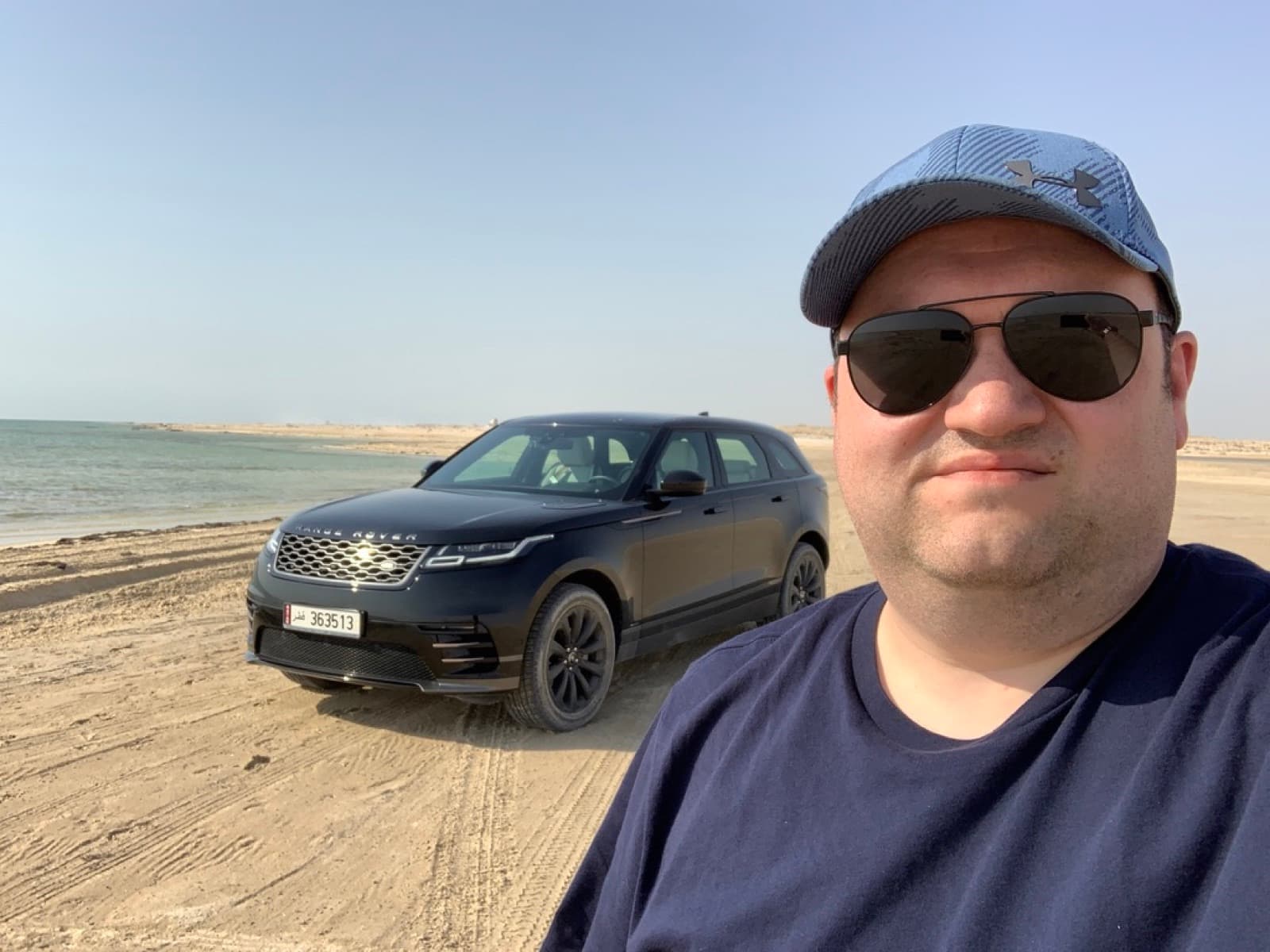 Range Rover in the Qatari desert