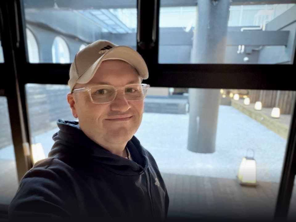 Kyoto lantern-lit streets