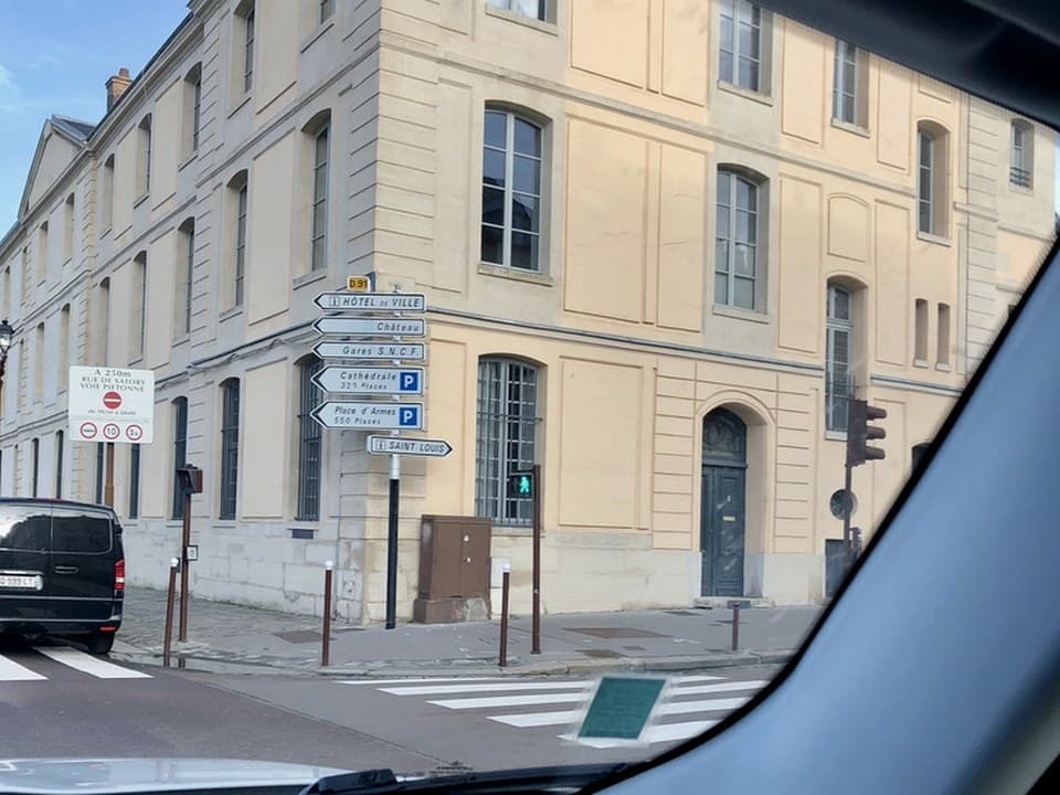 Versailles street through the windshield